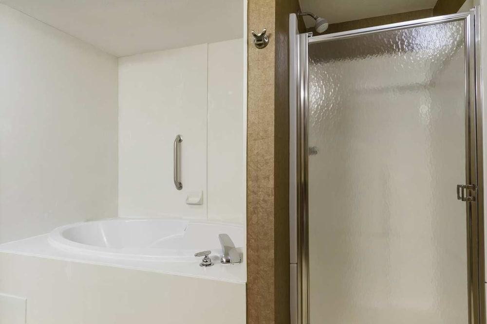 Days Inn By Wyndham Forrest City Extérieur photo