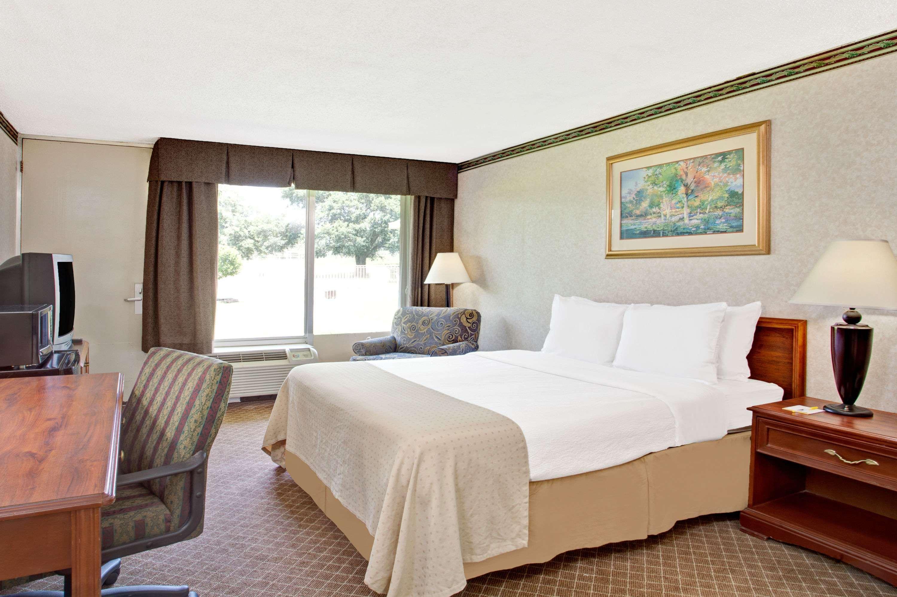 Days Inn By Wyndham Forrest City Extérieur photo