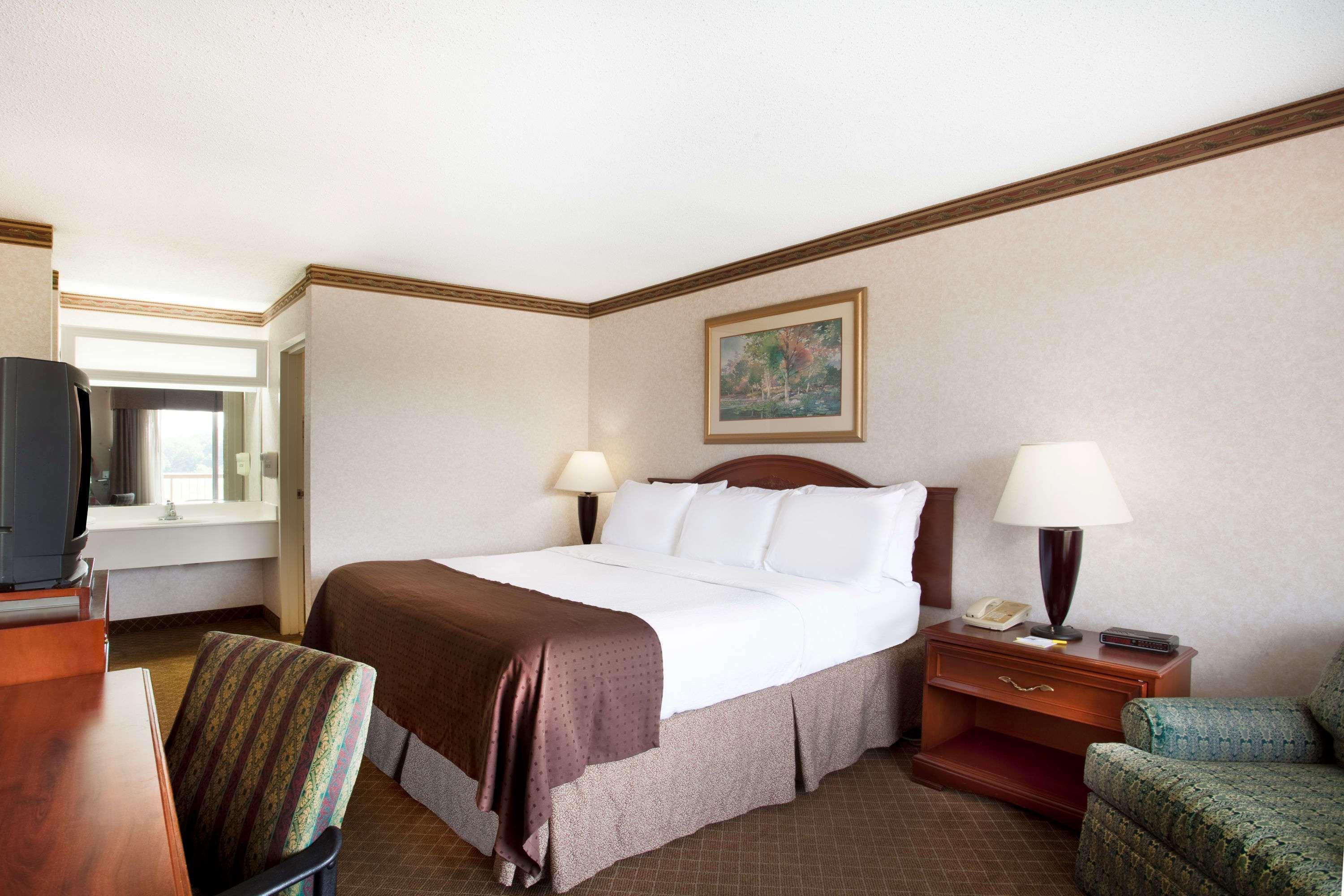 Days Inn By Wyndham Forrest City Extérieur photo