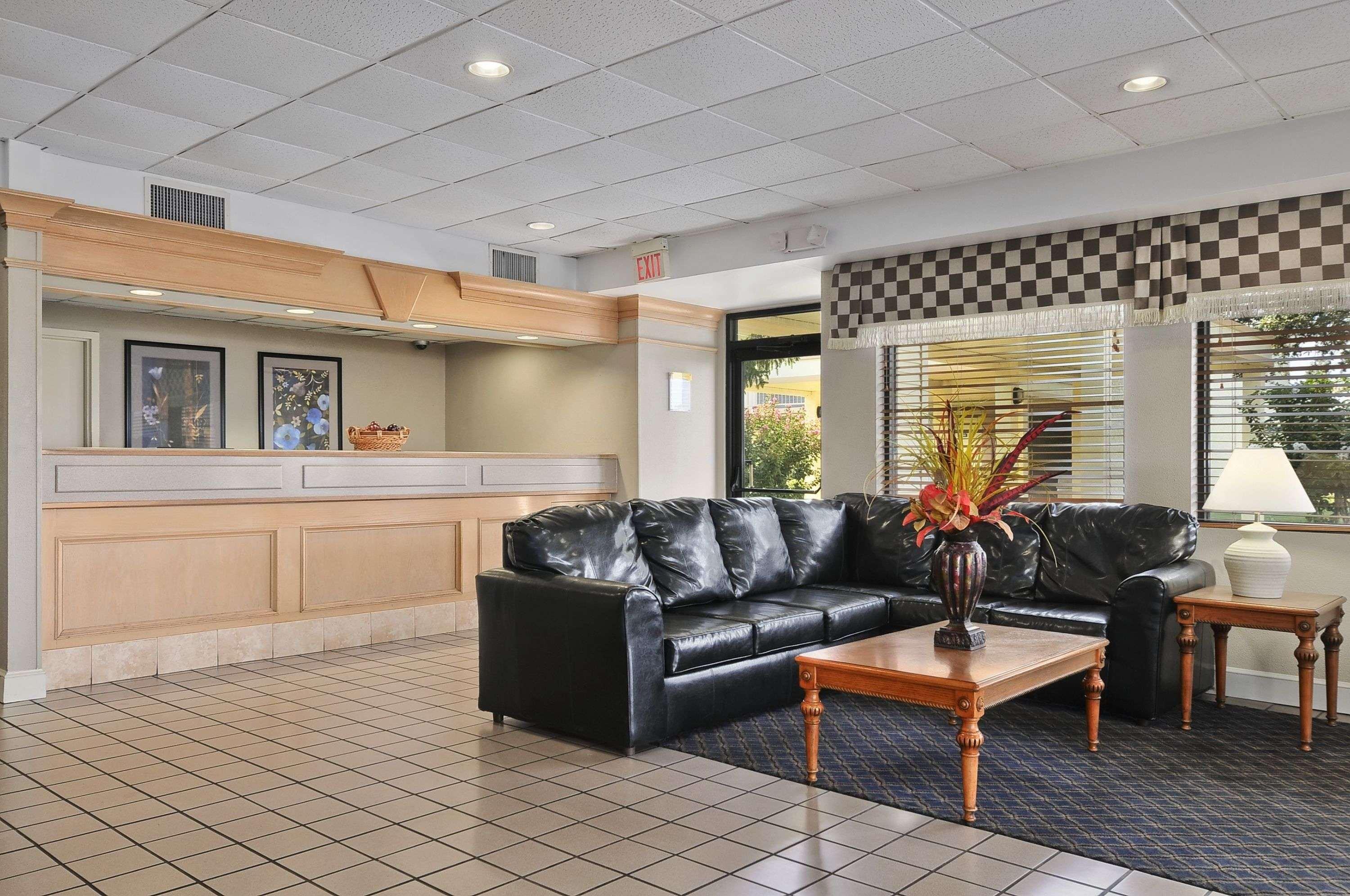 Days Inn By Wyndham Forrest City Extérieur photo