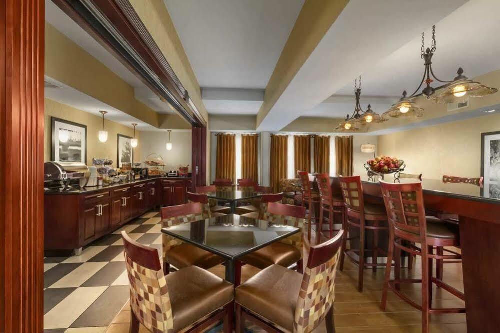 Days Inn By Wyndham Forrest City Extérieur photo